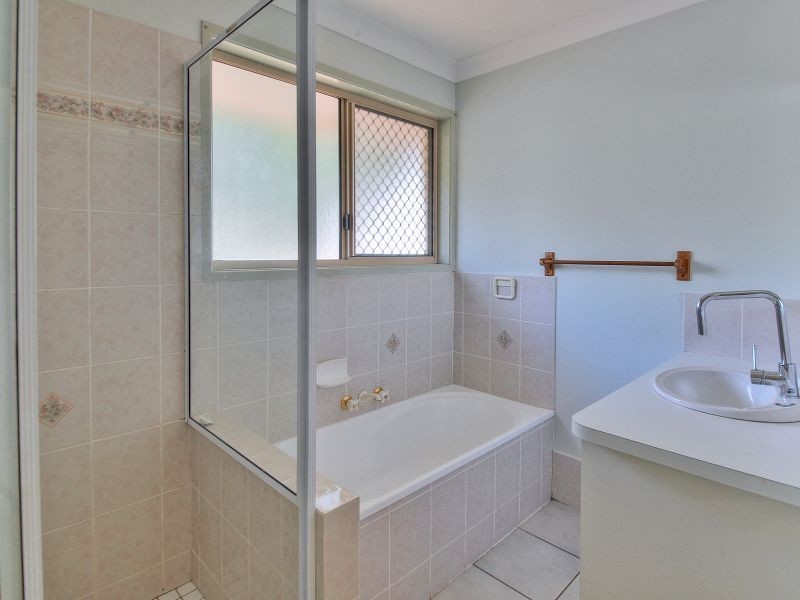 19 Mortlake Crescent, Boronia Heights QLD 4124
