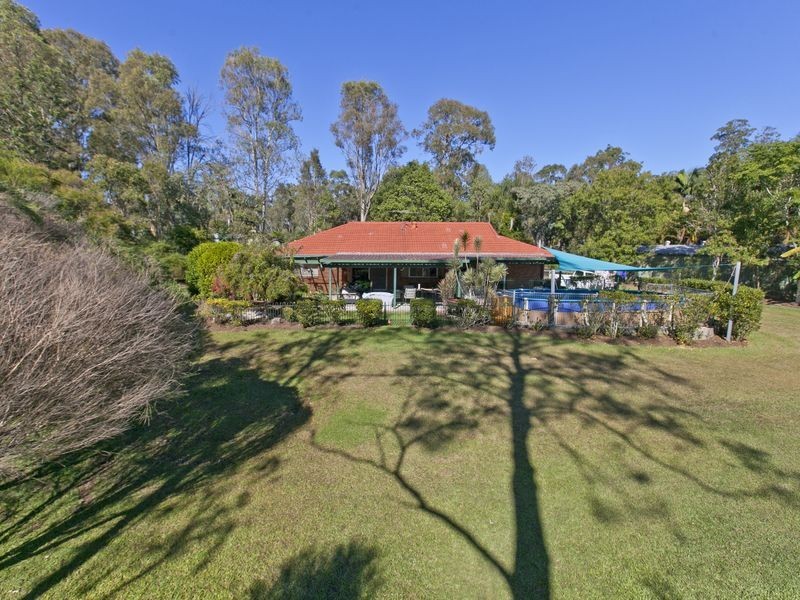 513 Middle Rd, Greenbank QLD 4124