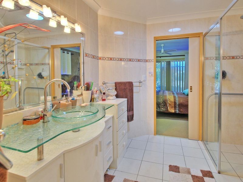 31-33 Dalkeith Court, Park Ridge South QLD 4125