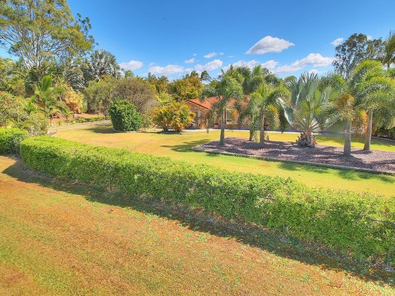 31-33 Dalkeith Court, Park Ridge South QLD 4125