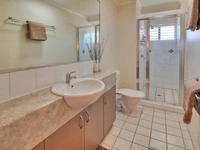 12/66 University Drive, Meadowbrook QLD 4131