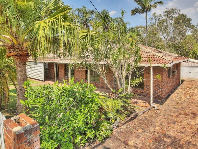 9 Bennett Drive, Regents Park QLD 4118