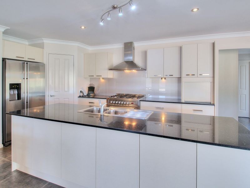 220 Red Gum Road, New Beith QLD 4124