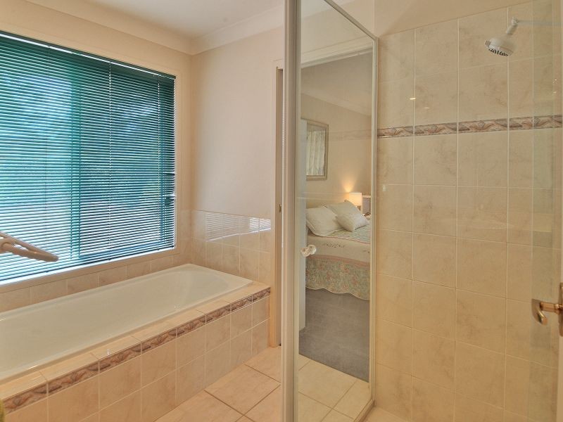 121 Horseshoe Crescent, New Beith QLD 4124