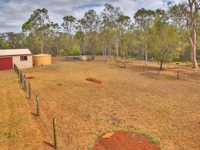 121 Horseshoe Crescent, New Beith QLD 4124