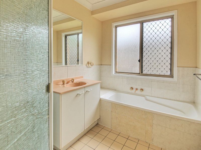 48 Cunningham Drive, Boronia Heights QLD 4124