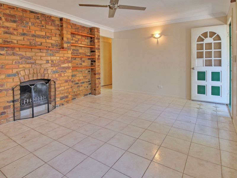 15 Brushbox Street, Crestmead QLD 4132