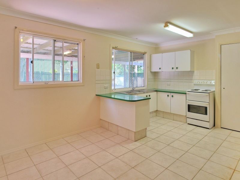 15 Brushbox Street, Crestmead QLD 4132
