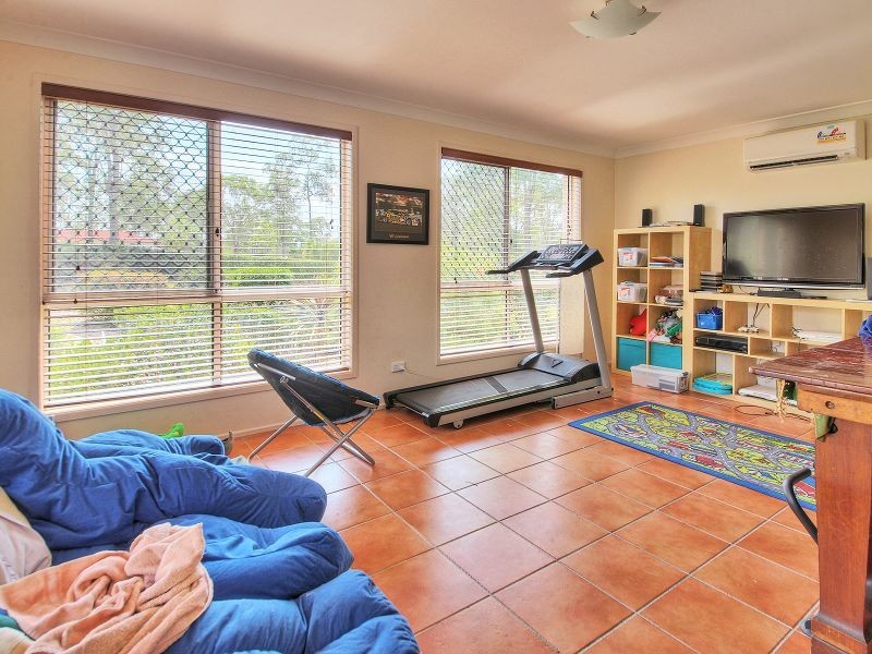 225 Lyon Drive, New Beith QLD 4124