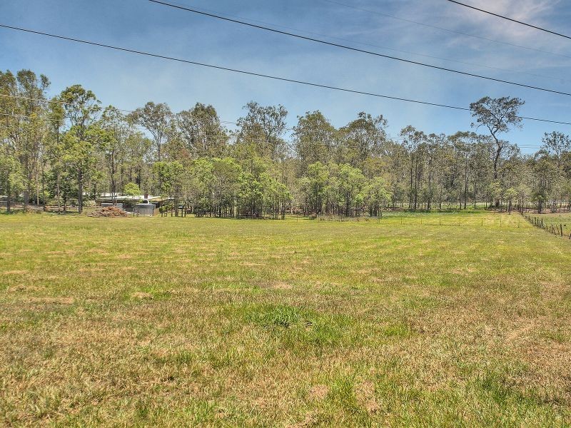 216 Teviot Road, North Maclean QLD 4280