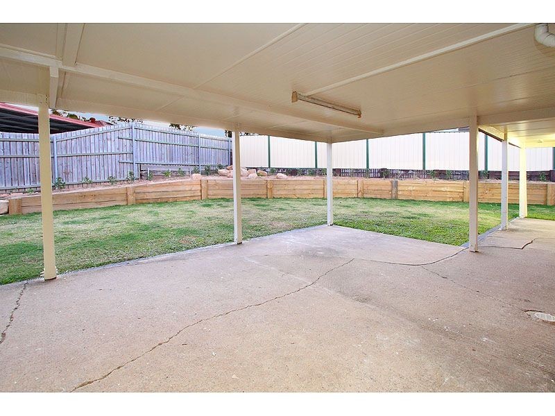 85 Vansittart Rd, Regents Park QLD 4118