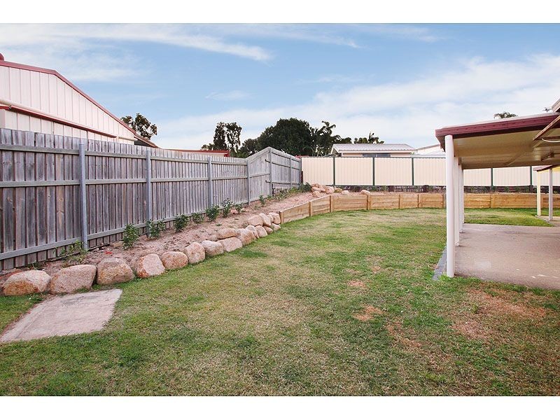 85 Vansittart Rd, Regents Park QLD 4118