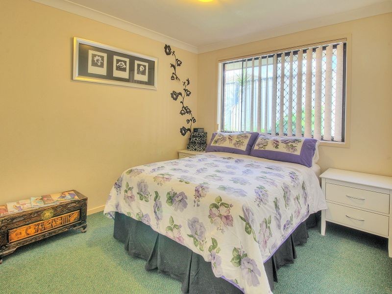 49 Colisa Crescent, Regents Park QLD 4118