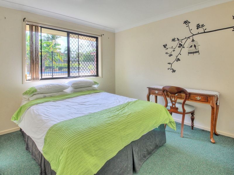 49 Colisa Crescent, Regents Park QLD 4118