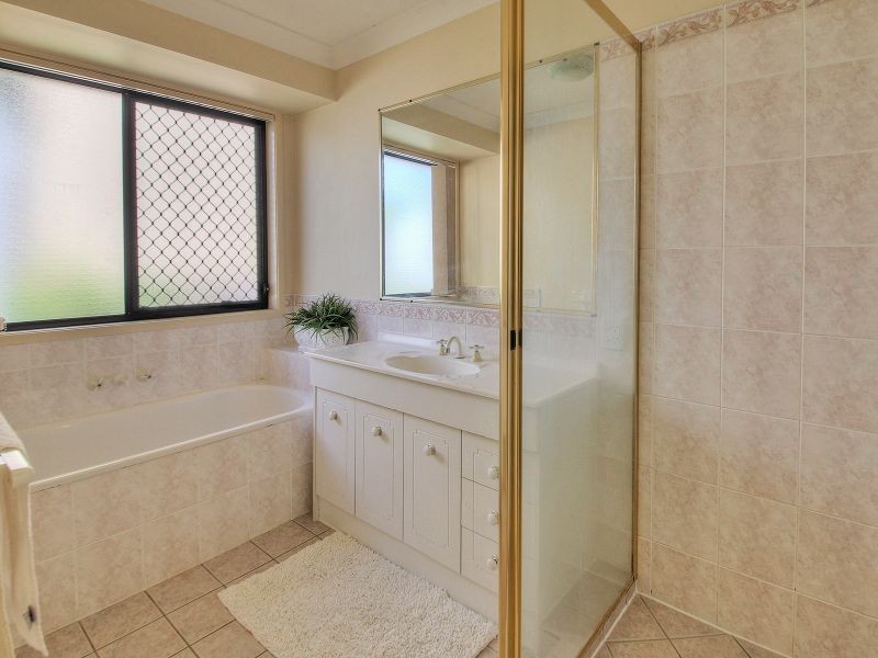 49 Colisa Crescent, Regents Park QLD 4118