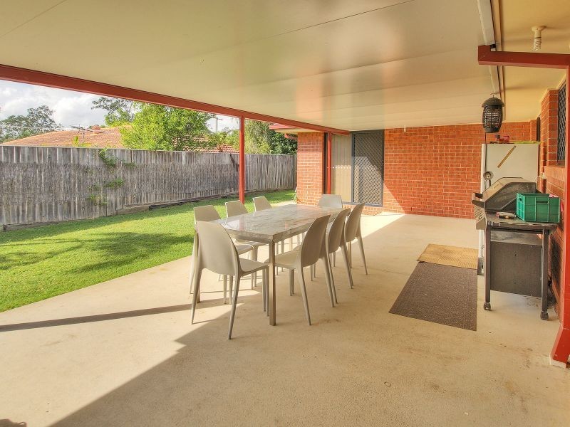 49 Colisa Crescent, Regents Park QLD 4118
