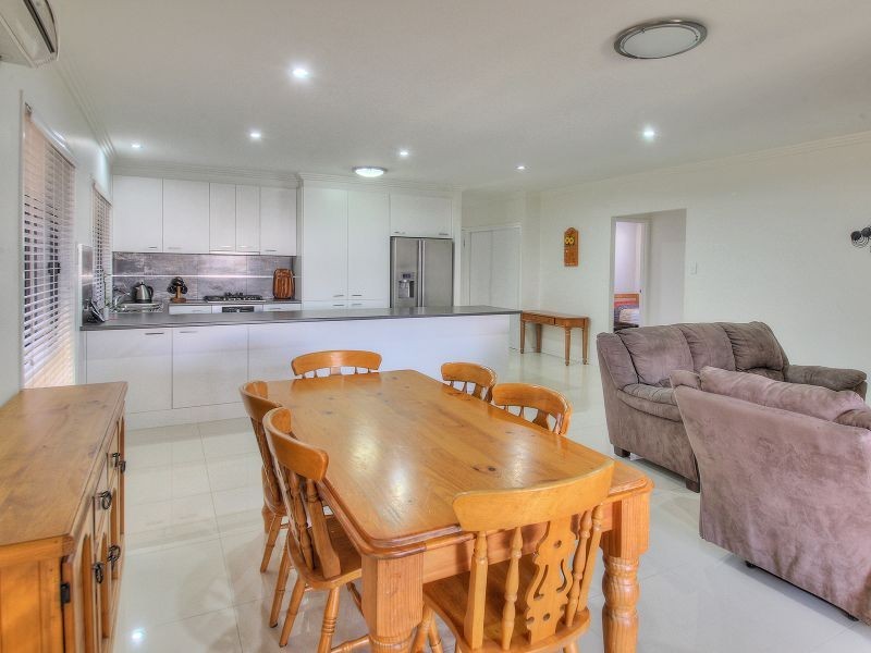 61 Outlook Drive, Waterford QLD 4133