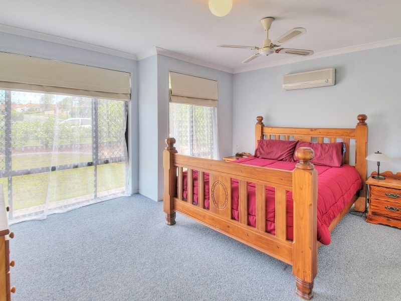 9 Weranga Place, Parkinson QLD 4115