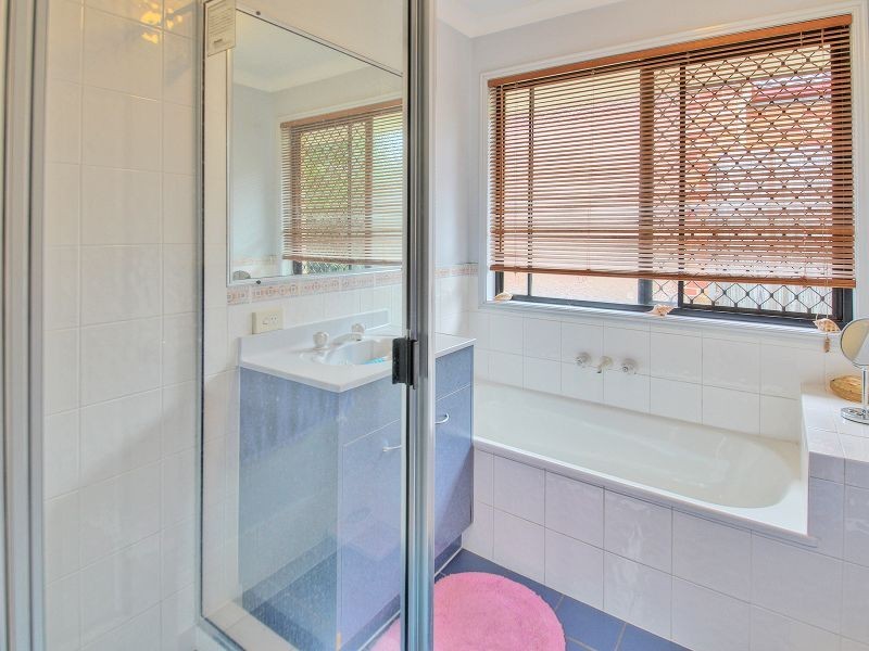 9 Weranga Place, Parkinson QLD 4115