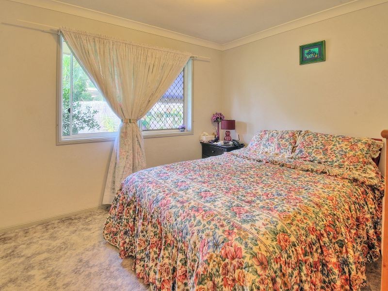 1A – 1B Helmet Court, Hillcrest QLD 4118