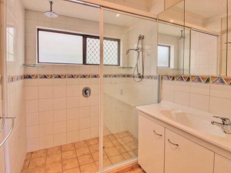 30 Corsloot Street, Regents Park QLD 4118