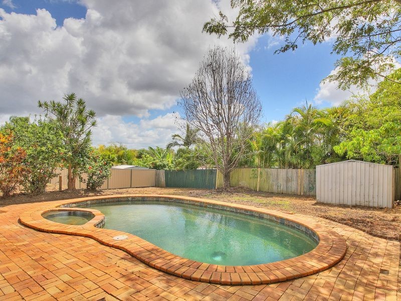 30 Corsloot Street, Regents Park QLD 4118