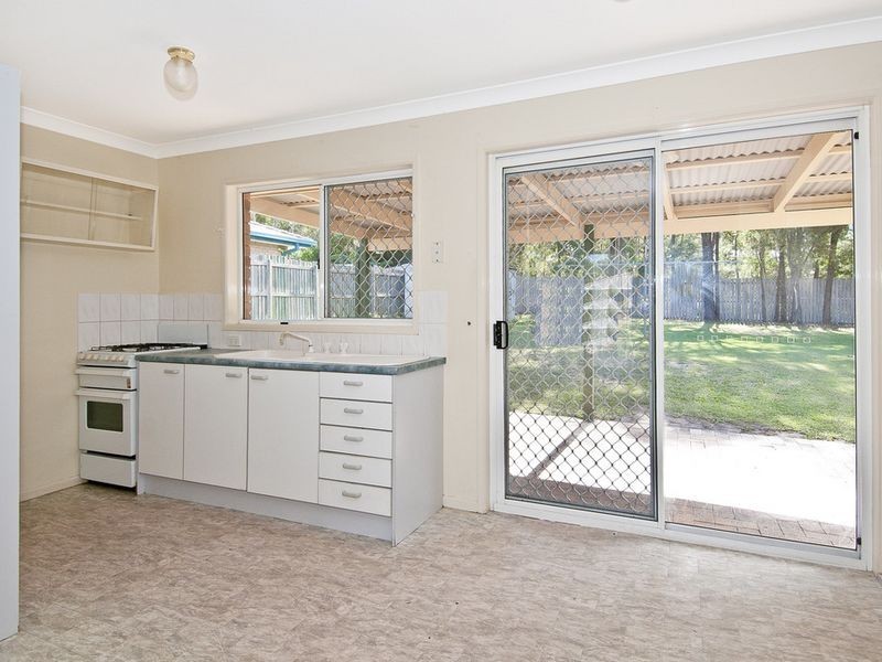 25 Calder Court, Crestmead QLD 4132