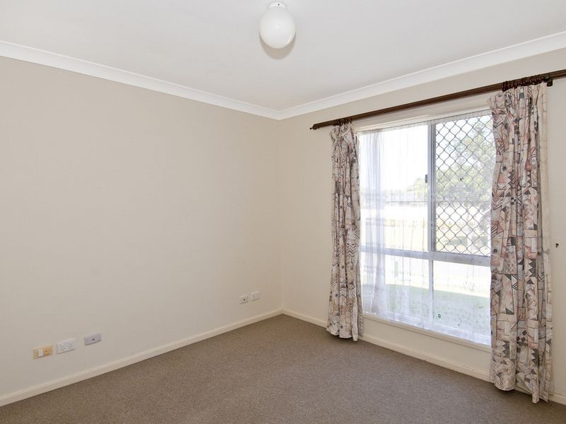 25 Calder Court, Crestmead QLD 4132