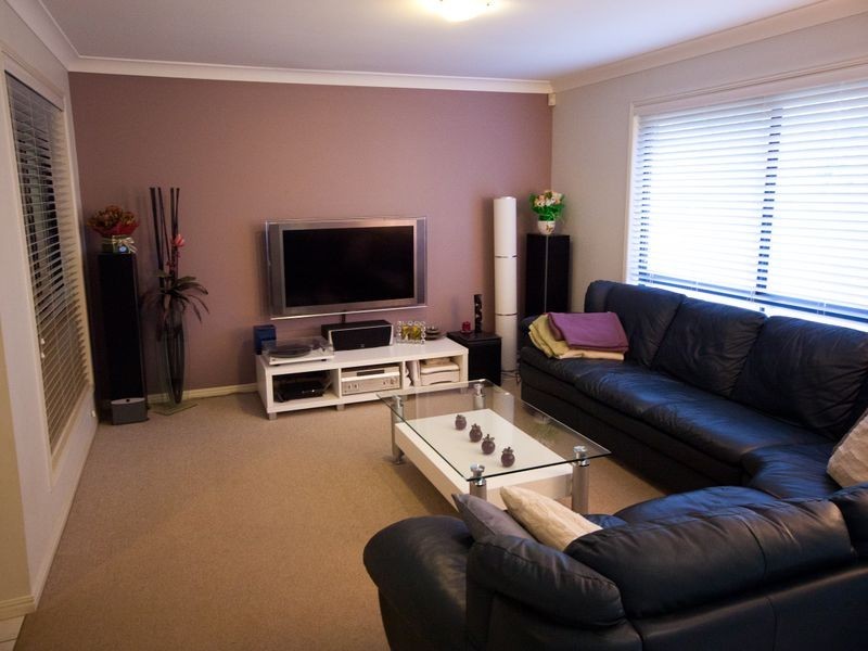 16 Pidgeon Boulevard, Crestmead QLD 4132