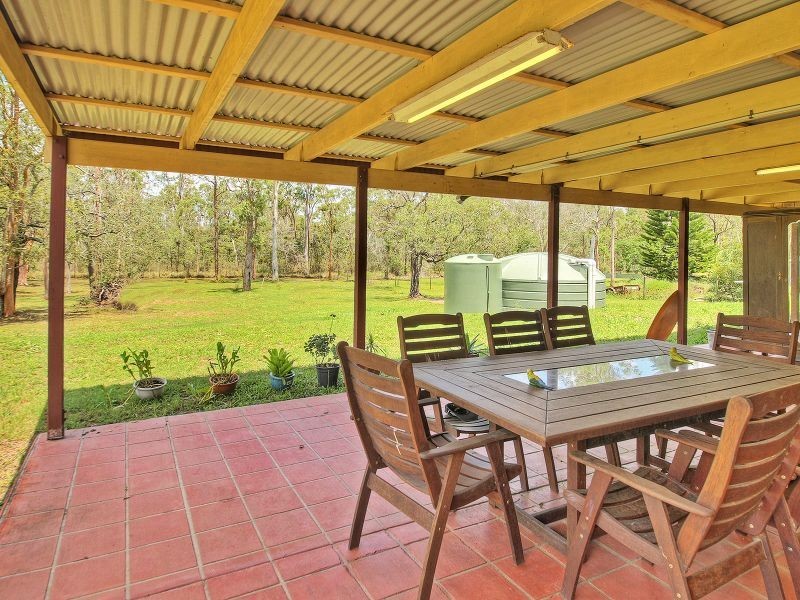 174 Merluna Road, Park Ridge South QLD 4125