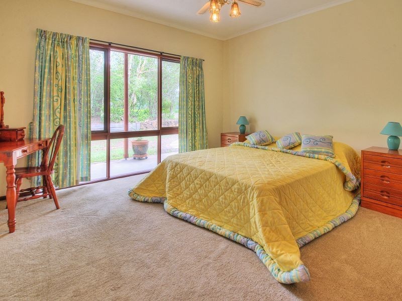 1953 Chambers Flat Road, Munruben QLD 4125