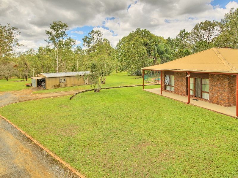 1953 Chambers Flat Road, Munruben QLD 4125