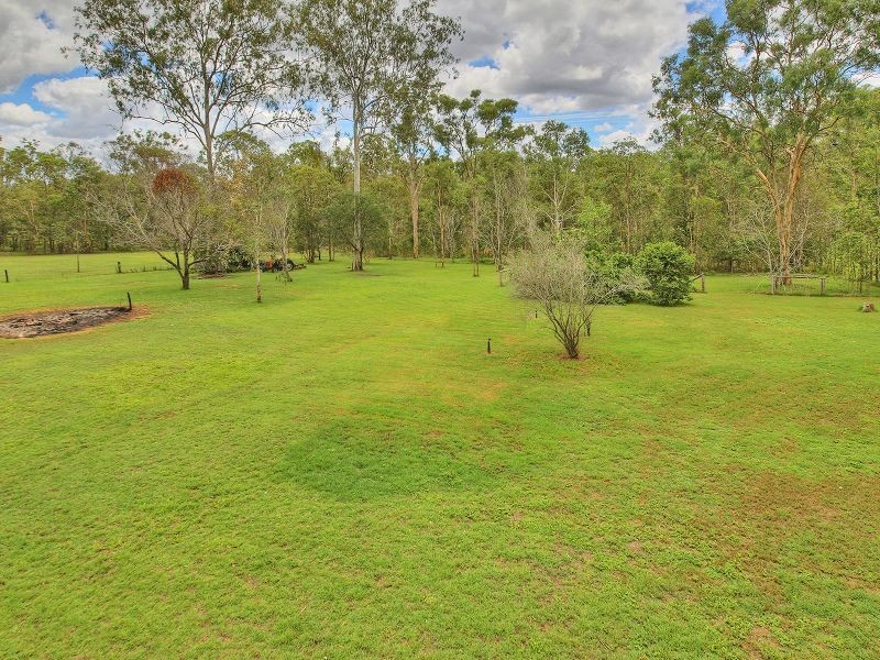1953 Chambers Flat Road, Munruben QLD 4125