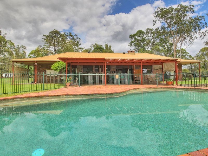 1953 Chambers Flat Road, Munruben QLD 4125