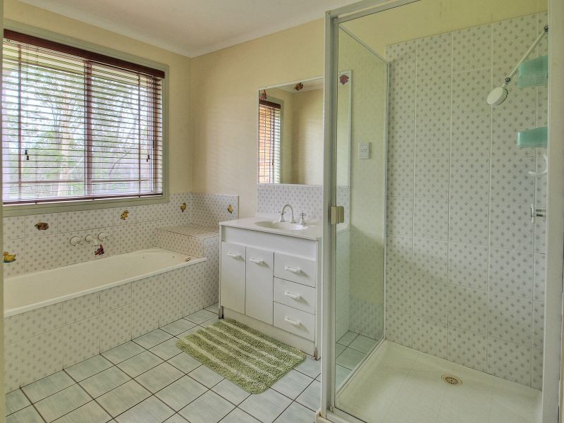51 Dandaraga Court, Chambers Flat QLD 4133
