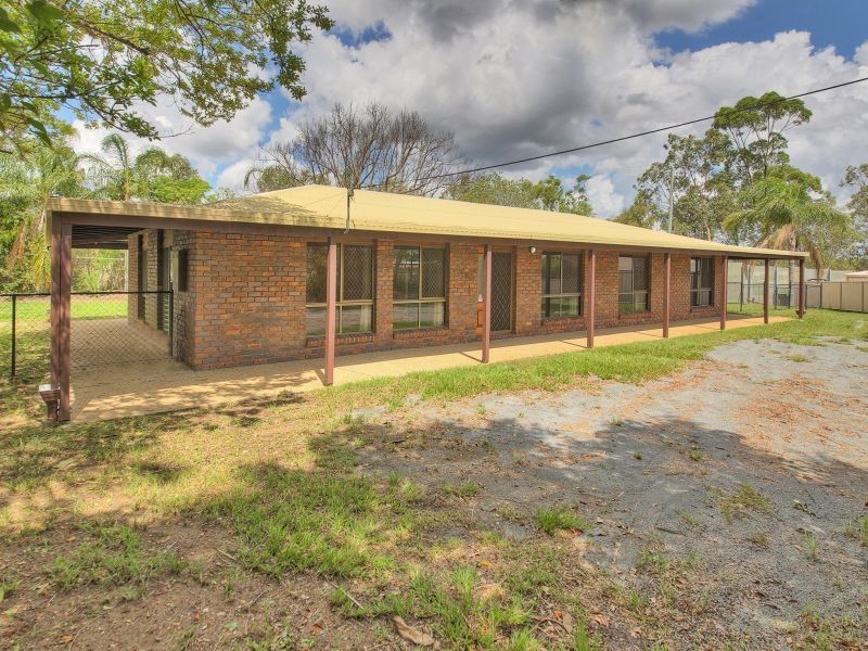 16 Clover Court, Regents Park QLD 4118