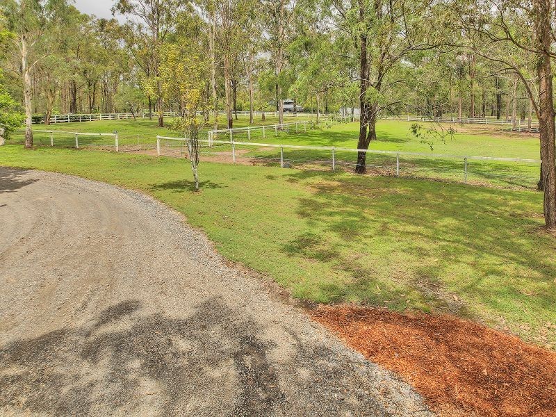 21-29 Nuffield Road, Greenbank QLD 4124