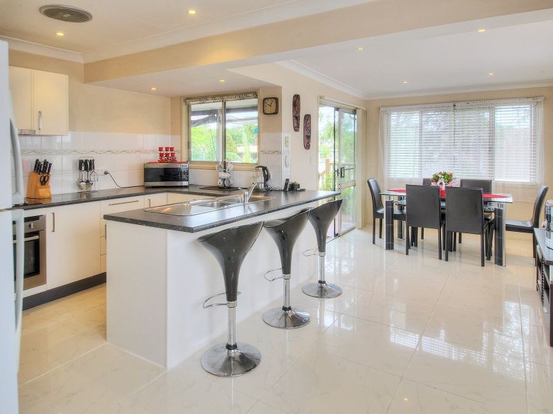 15 Trulson Drive, Crestmead QLD 4132