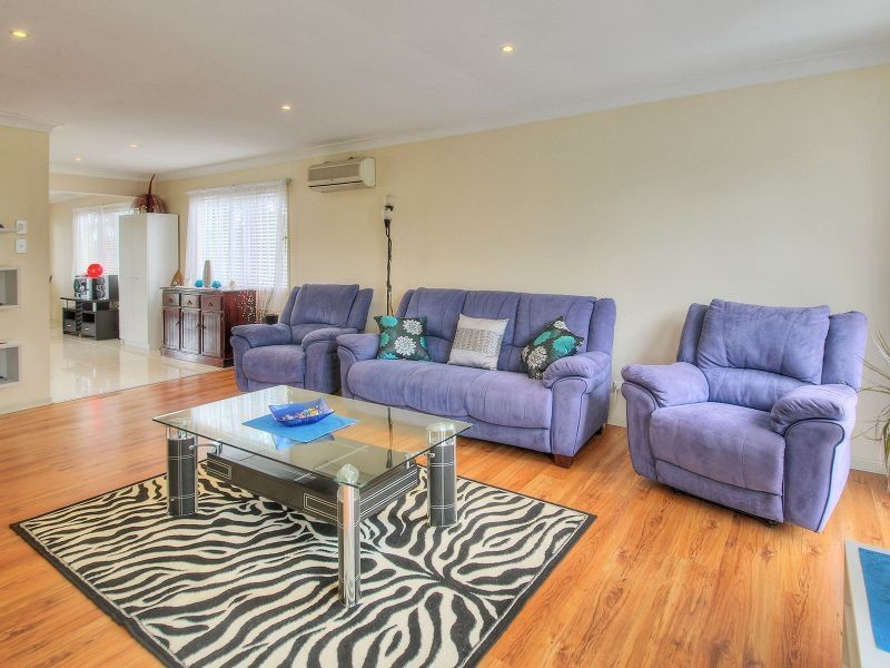 15 Trulson Drive, Crestmead QLD 4132