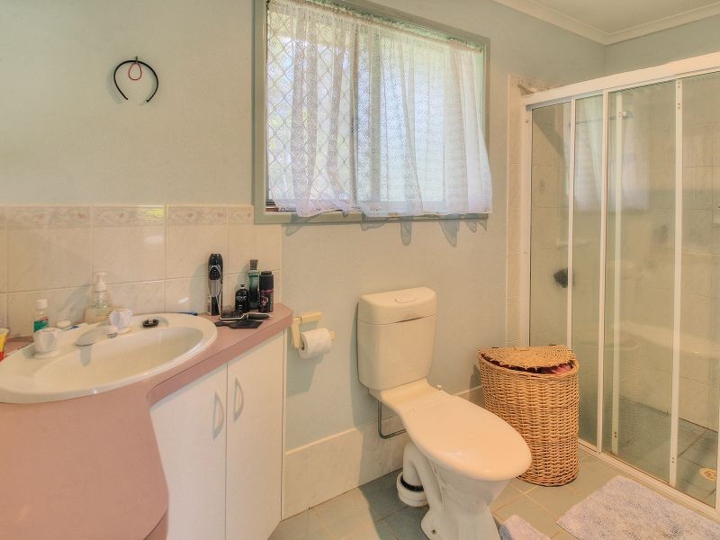 20 Solandra Circuit, Regents Park QLD 4118