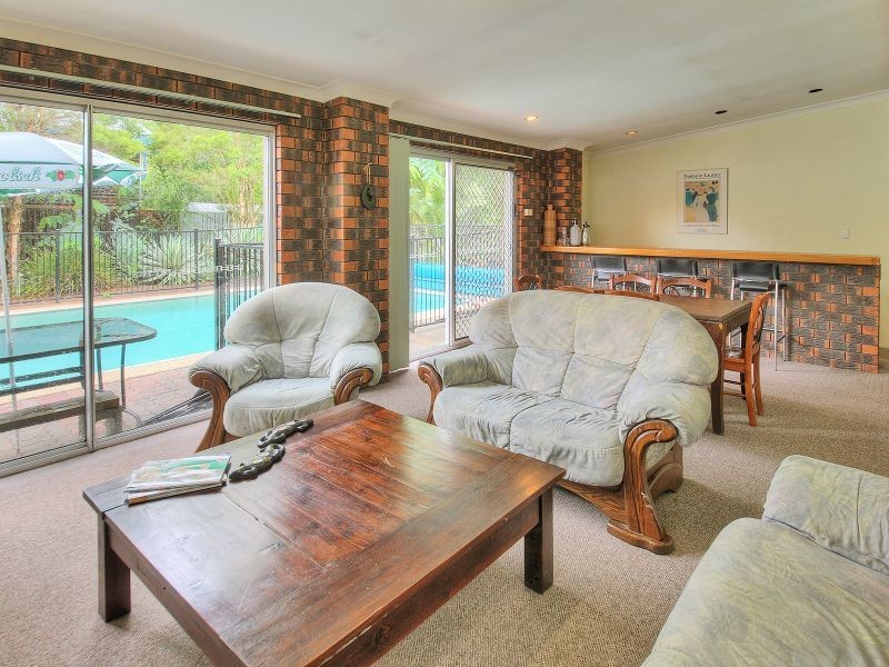 43 Ranchwood Avenue, Browns Plains QLD 4118