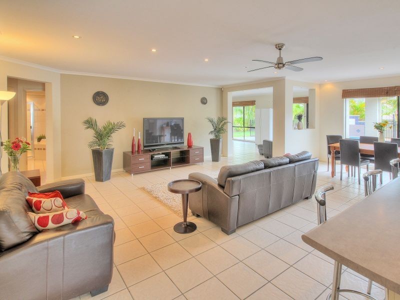 37 Waterbrooke Circuit, Drewvale QLD 4116