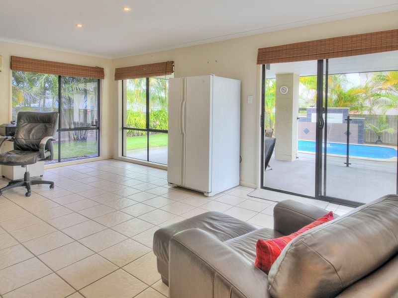 37 Waterbrooke Circuit, Drewvale QLD 4116