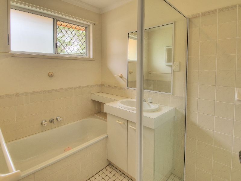 9 Sutton Court, Browns Plains QLD 4118