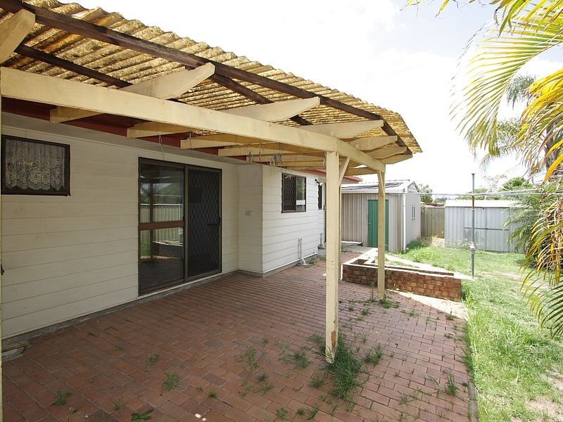 60 Augusta Street, Crestmead QLD 4132