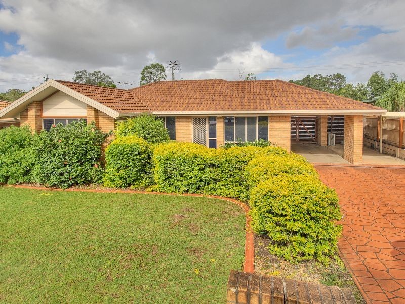 54 Bottlebrush Drive, Regents Park QLD 4118