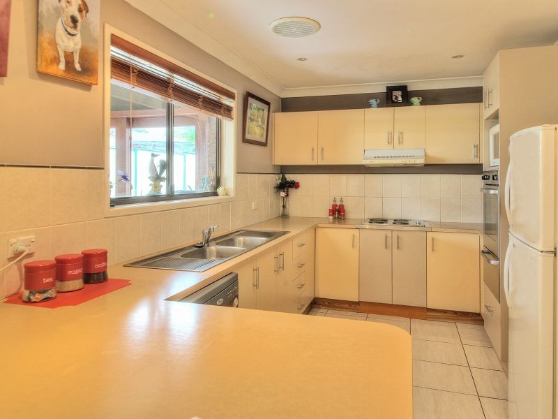 64 Tovey Road, Boronia Heights QLD 4124