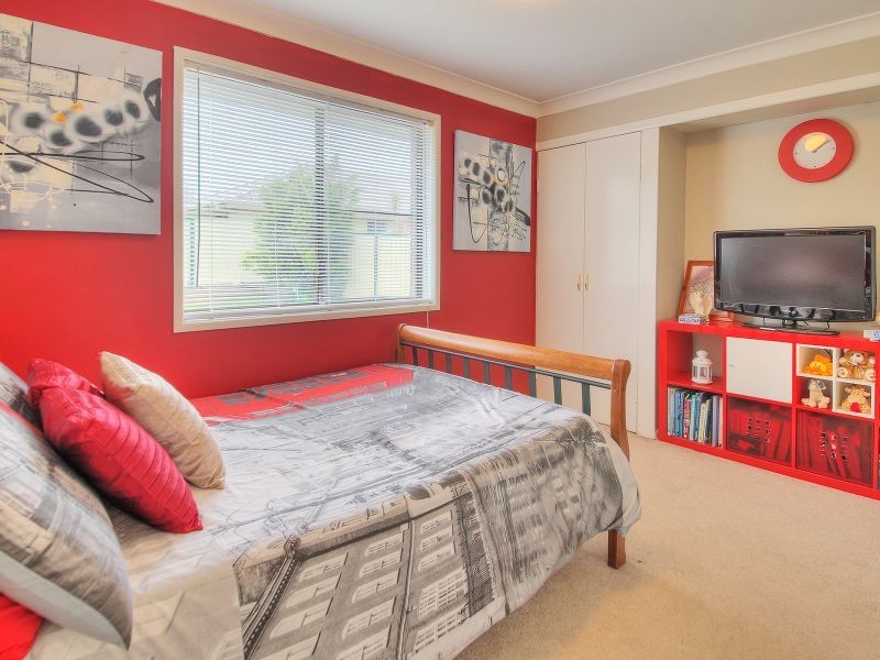 64 Tovey Road, Boronia Heights QLD 4124