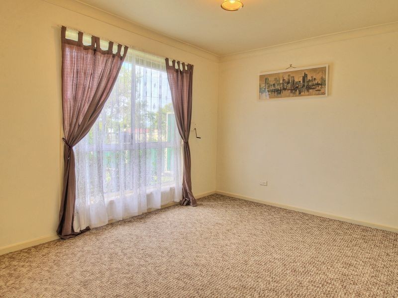 51 Trulson Drive, Crestmead QLD 4132