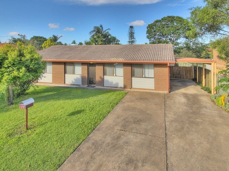 15 Whitcomb Street, Hillcrest QLD 4118